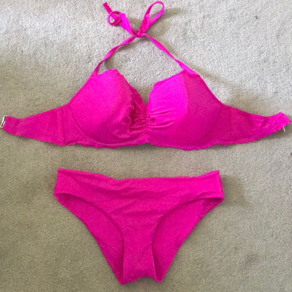 VICTORIA SECRET BATHING SUIT